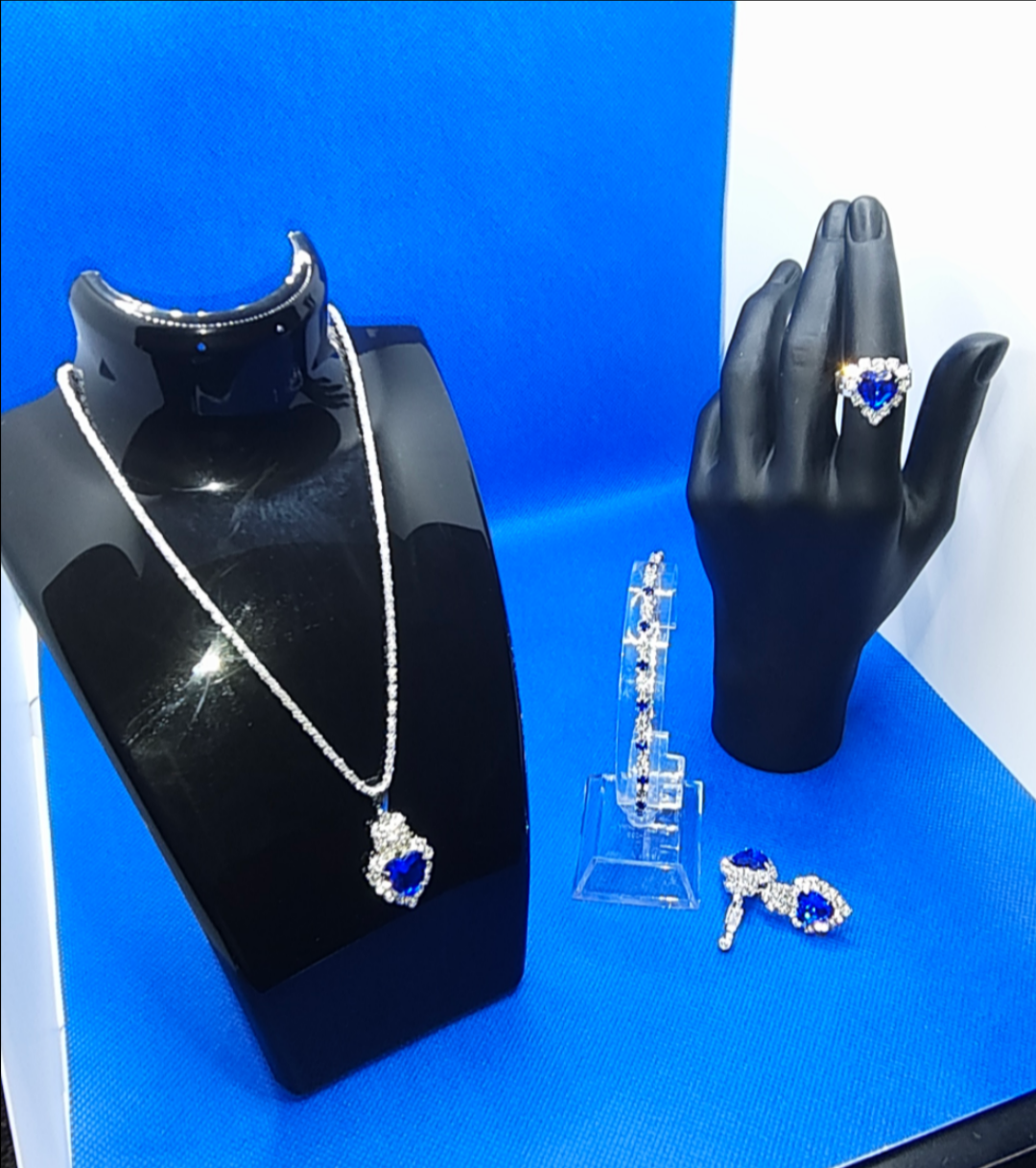 Exquisite 5 piece jewelry set