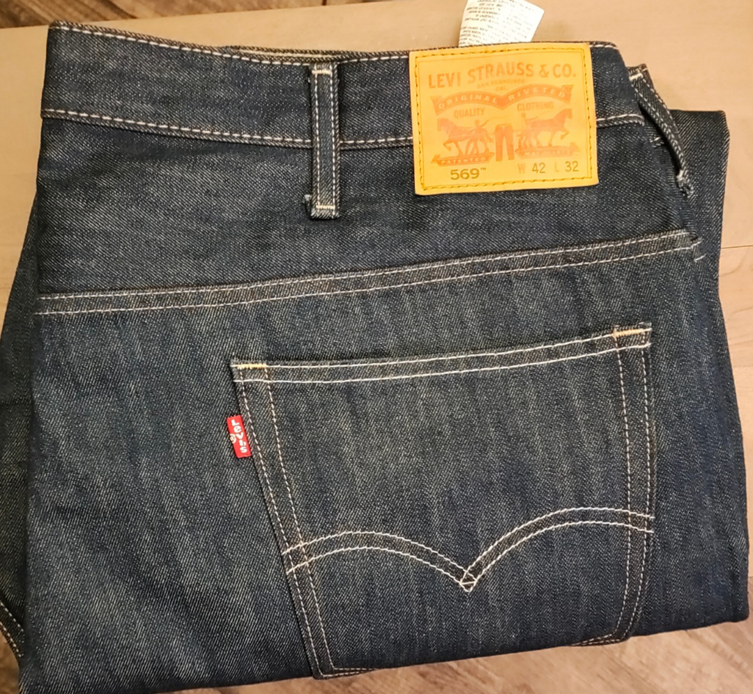 Levi's 569 jeans