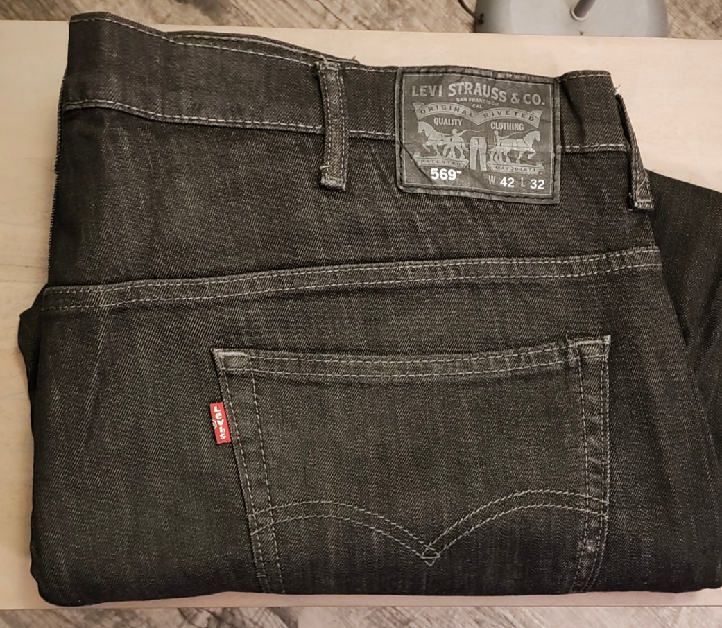 Levi's 569 jeans