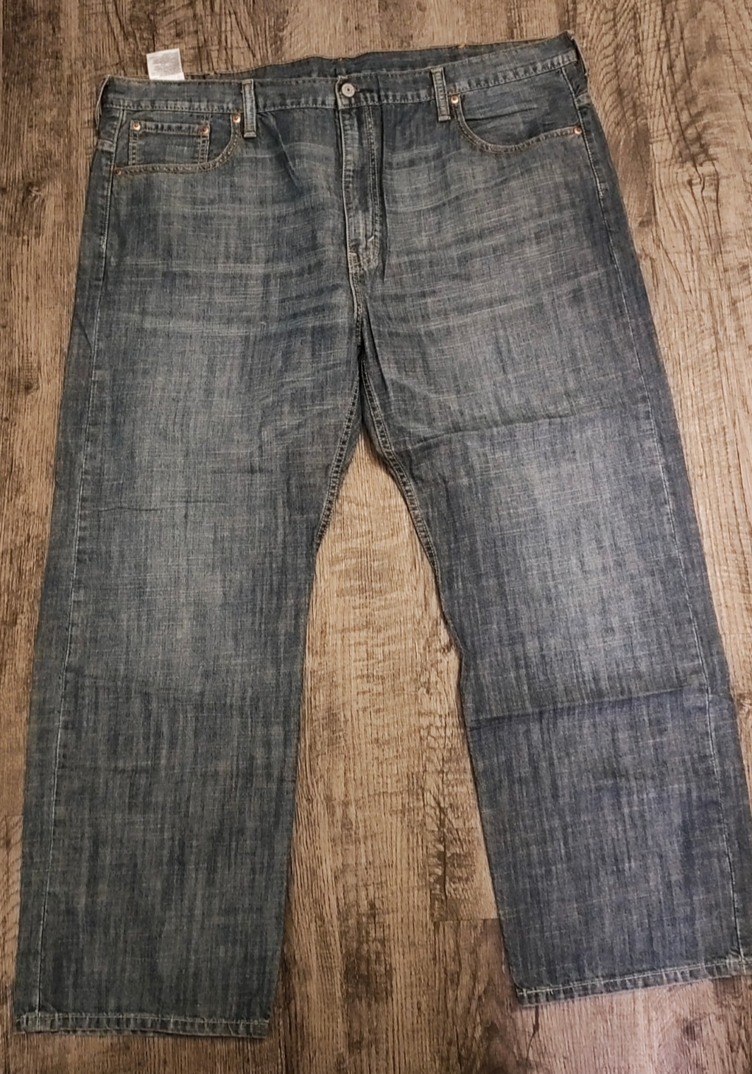 Levi's 569 jeans