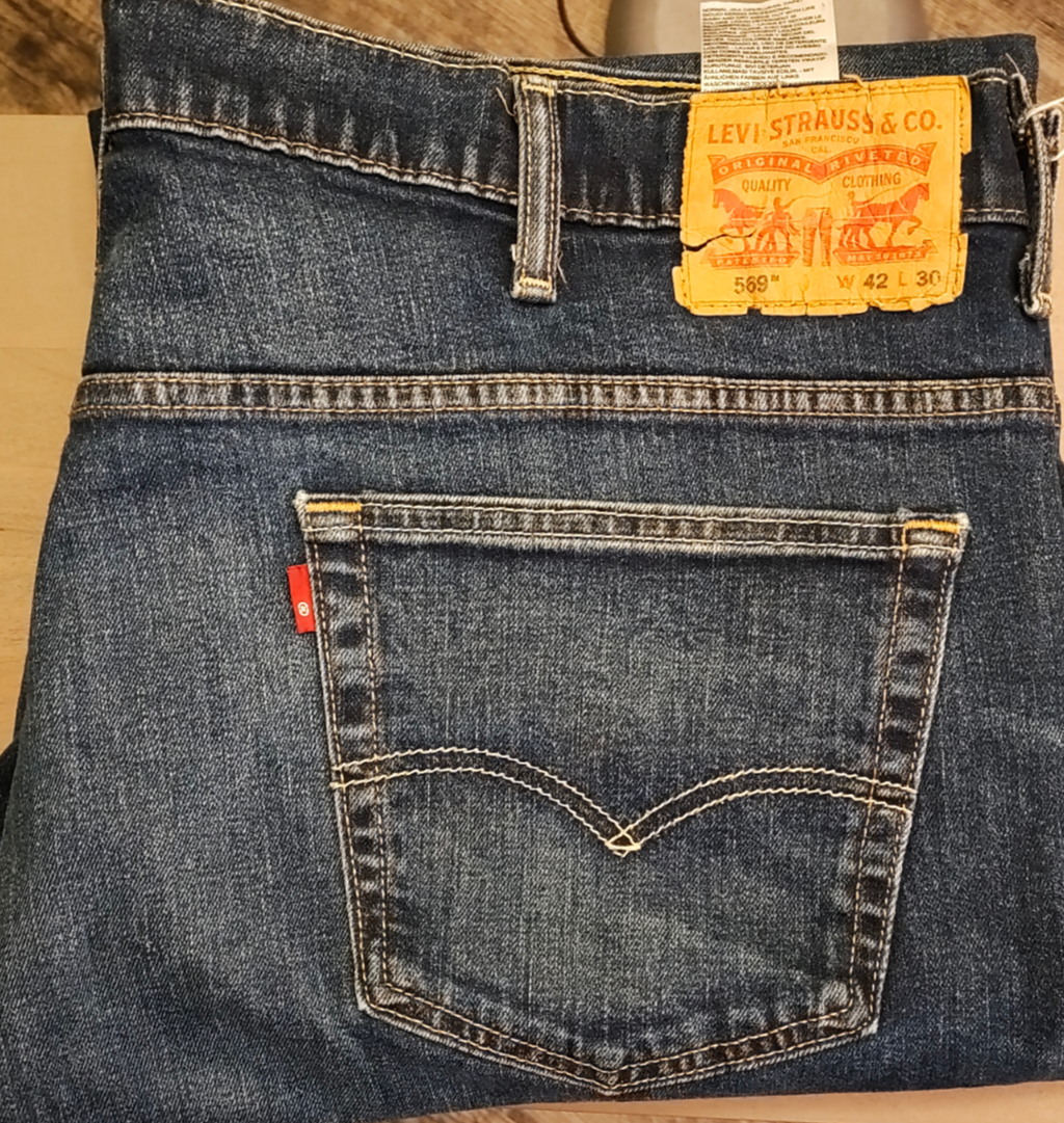 Levi's 569 jeans